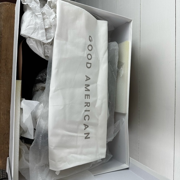 NIB Good American Ankle Black Stiletto Heeled Booties Style GA116SN-X Size 8.5 - Picture 6 of 7